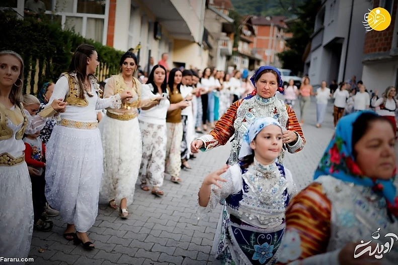 (تصاویر) آرایش متفاوت عروس خانم